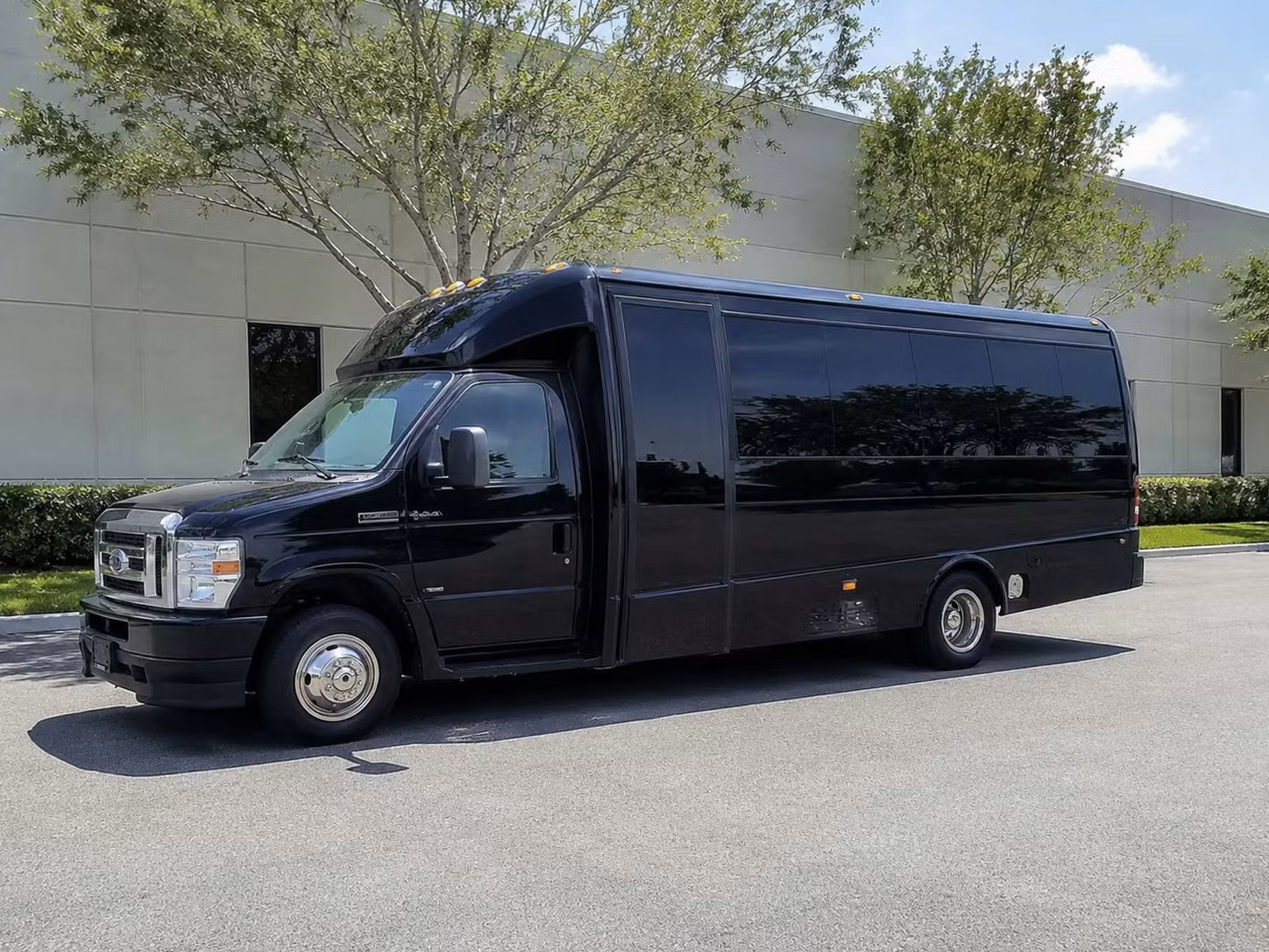 18 passenger minibus