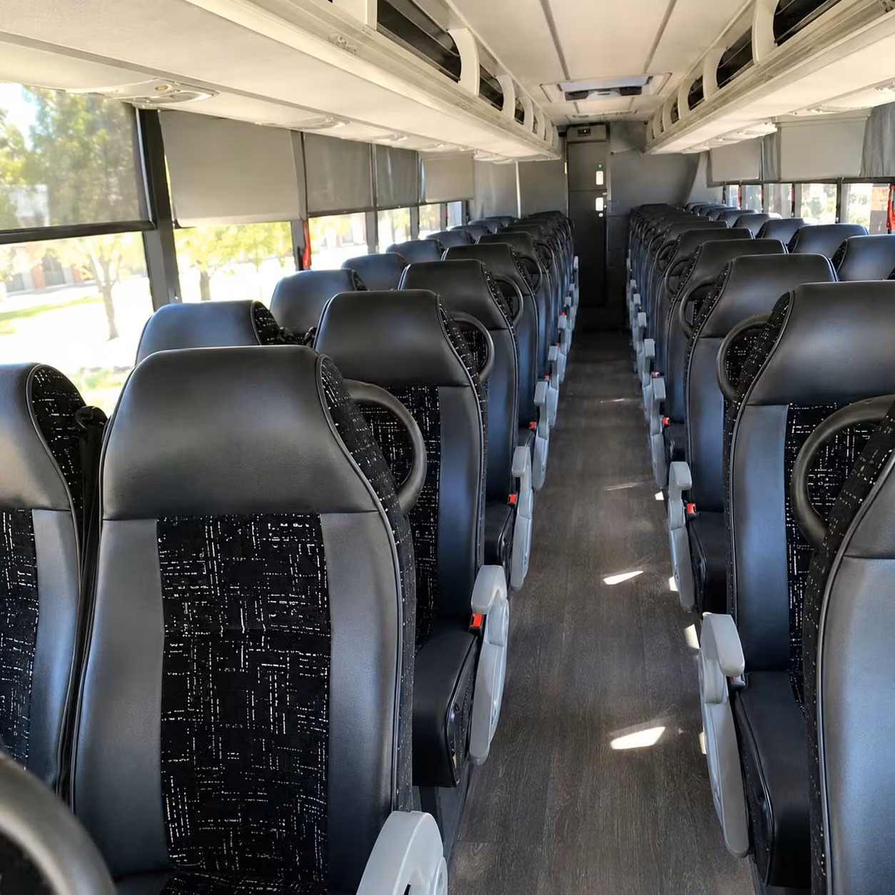 airport transfers and long distance charter bus rentals for government groups in st louis