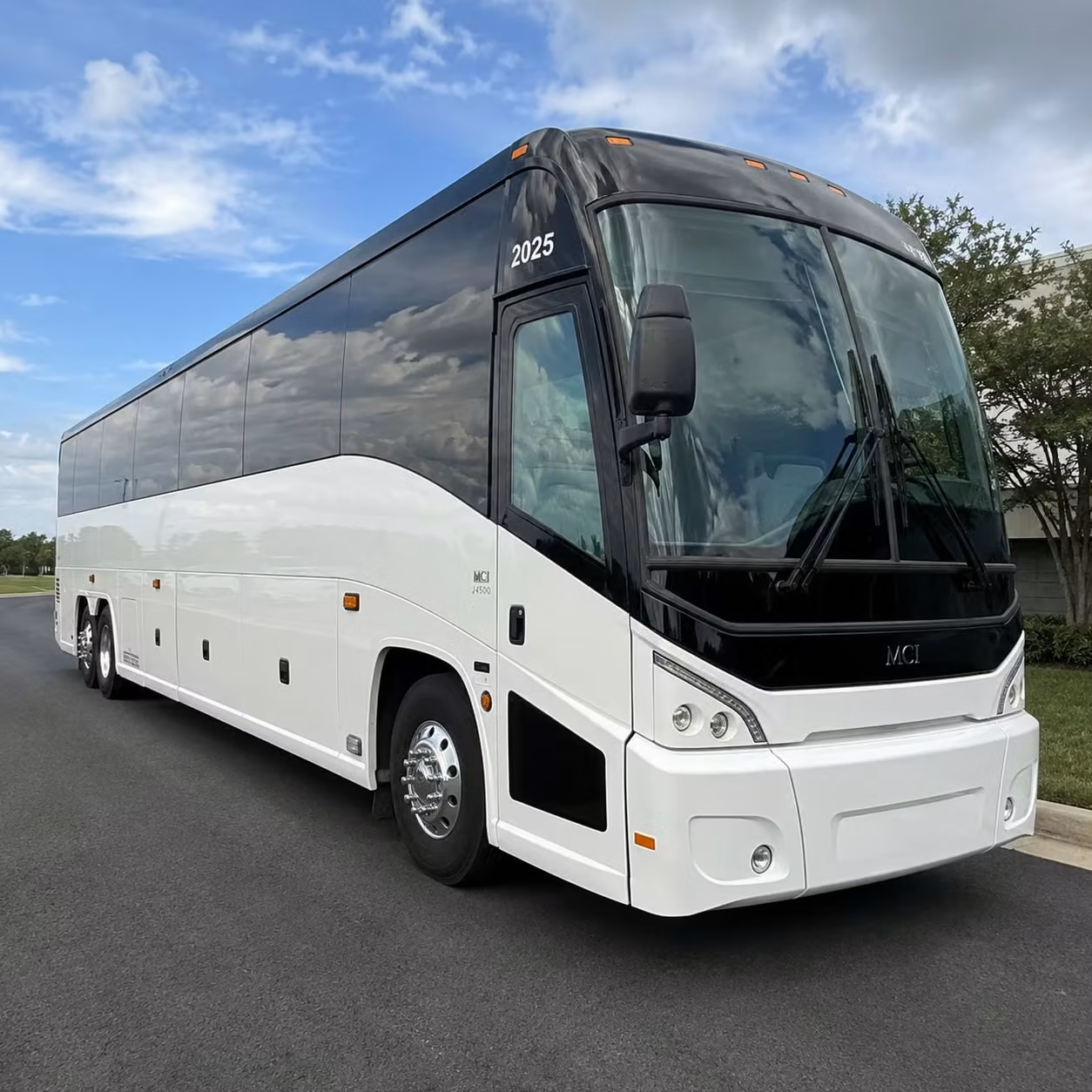 stifel theatre and chaifetz arena bus rentals downtown st louis venues made easy